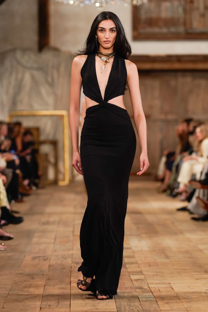 Ralph Lauren Returns To New York Fashion Week With Liquid Gold Gowns   Ralph Lauren Spring 2024 Collection 20 