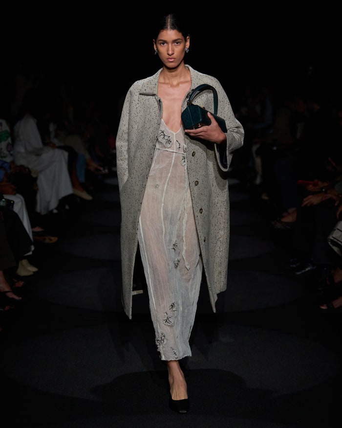 Altuzarra Goes For Haunting Enigmatic Allure For Spring 2024   Altuzarra Spring 2024 Collection 16 