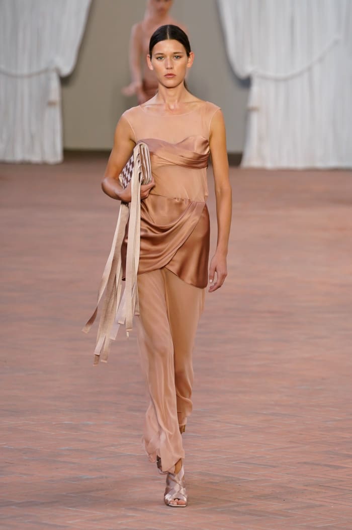 Alberta Ferretti Strips It Back To Basics For Spring 2024 Fashionista   Alberta Ferretti Spring 2024 47 