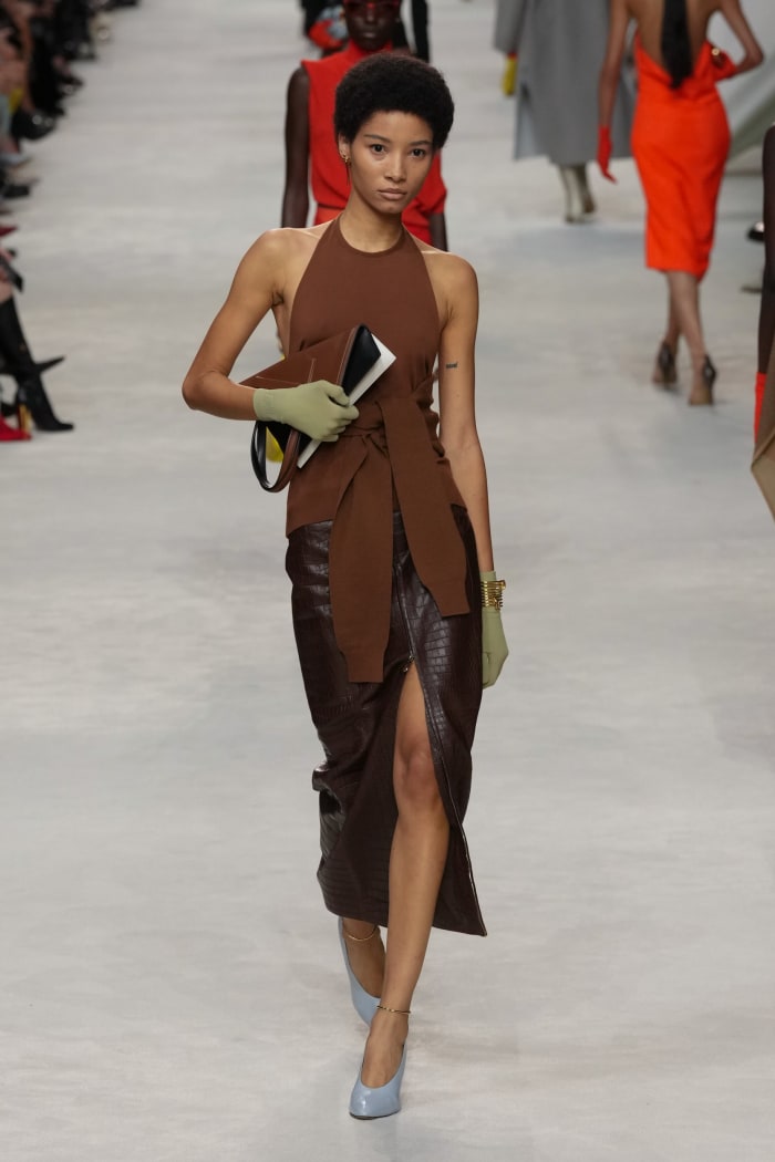 Even Fendi S Kim Jones Can T Stop Thinking About The Roman Empire   Fendi Spring 2024 23 