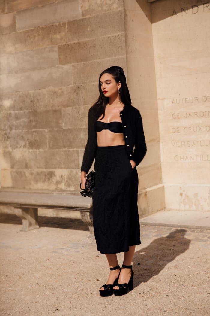 Showgoers Leaned Into Bras-as-Tops for Day 1 of Paris Fashion Week ...