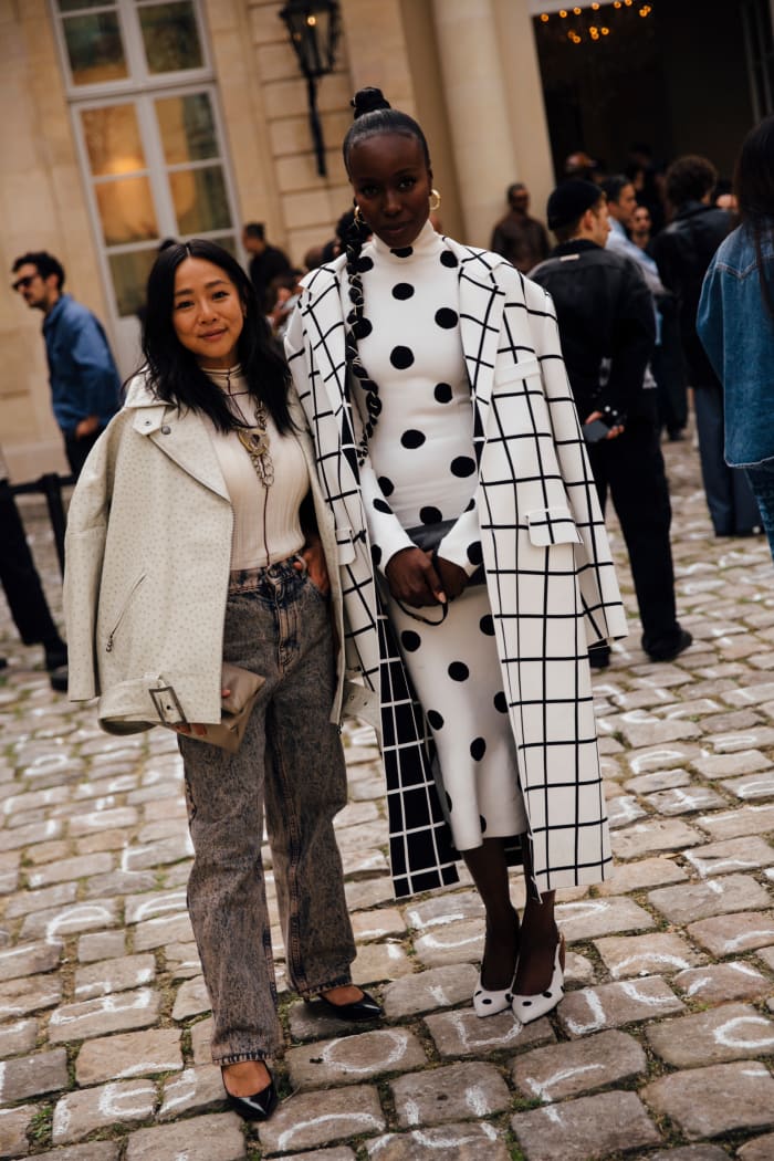 Showgoers Didn't Shy Away From Color on Day 2 of Paris Fashion Week ...