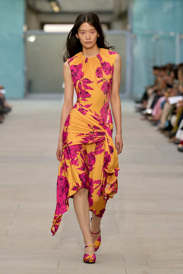 AZ Factory Layered Sheer Dresses Over Floral Prints in Spring 2024 ...