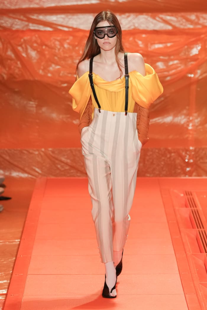 Nicolas Ghesqui Re Heads Will Love This Louis Vuitton Collection   Louis Vuitton Spring 2024 Collection 35 