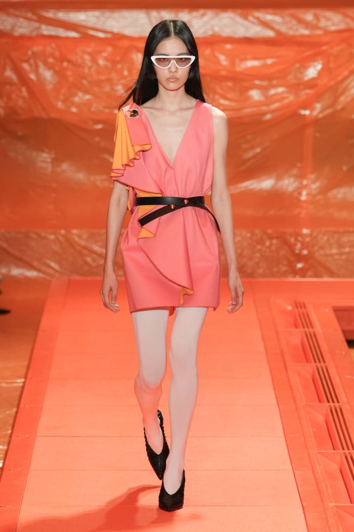 Nicolas Ghesqui Re Heads Will Love This Louis Vuitton Collection   Louis Vuitton Spring 2024 Collection 31 