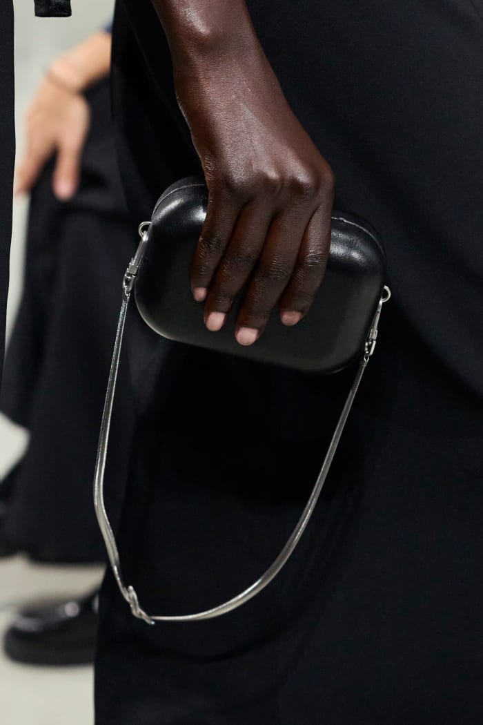 The 58 Best Bags From Paris Fashion Week S Spring 2024 Runways   Peter Do Spring 2024 Paris Fashion Week Best Bags 1 