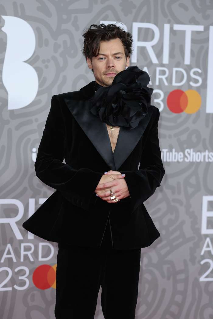 Must Read Harry Styles' Pleasing Debuts Fragrance, Peter Nygard