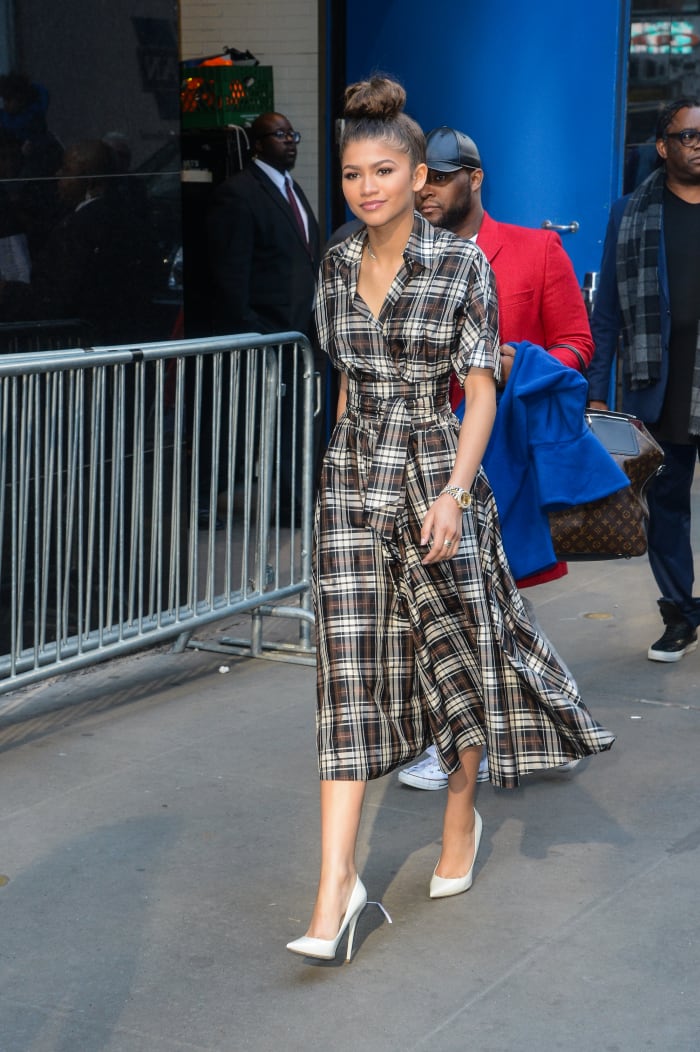 Great Outfits in Fashion History: Zendaya's All-Plaid Michael Kors Set ...