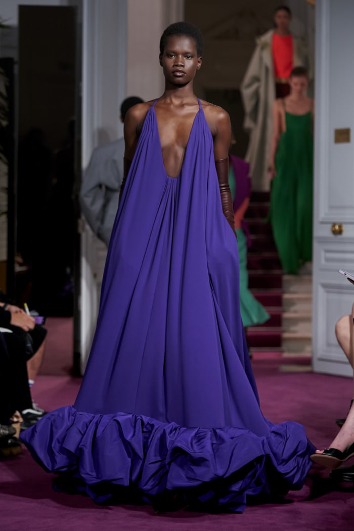 Valentino Haute Couture Makes a Quiet Statement for Spring 2024 ...