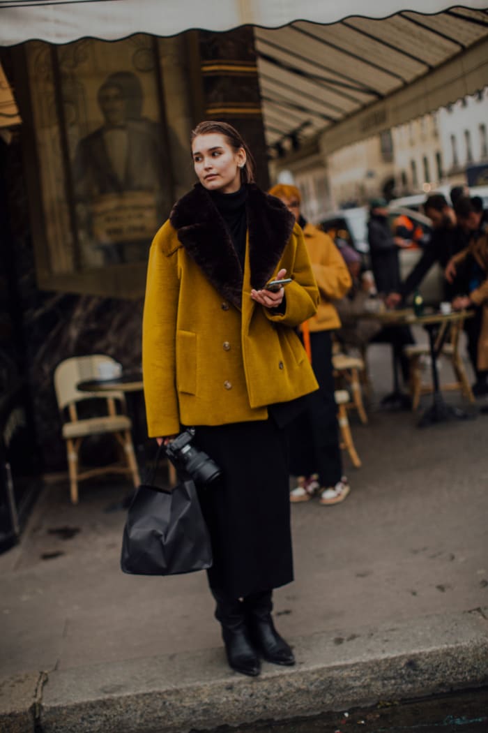 Slouchy Denim Took Over Street Style at Haute Couture Fashion Week ...