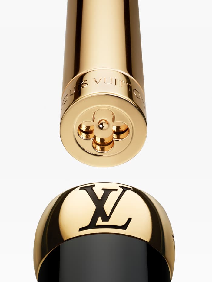 La Beauté Louis Vuitton_LV Rouge Colorlock System