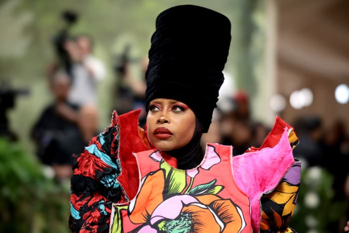 Must Read: Erykah Badu Is The CFDA's 2024 Fashion Icon, Alberta ...