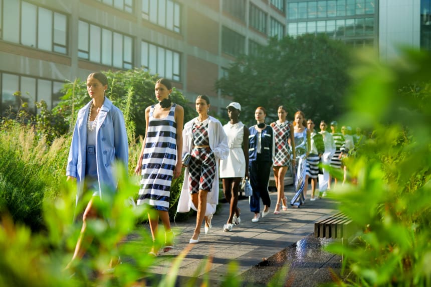 Kate Spade S Latest Collection Was Designed To Remind You Of A New York   Kate Spade Spring 2024 Runway 