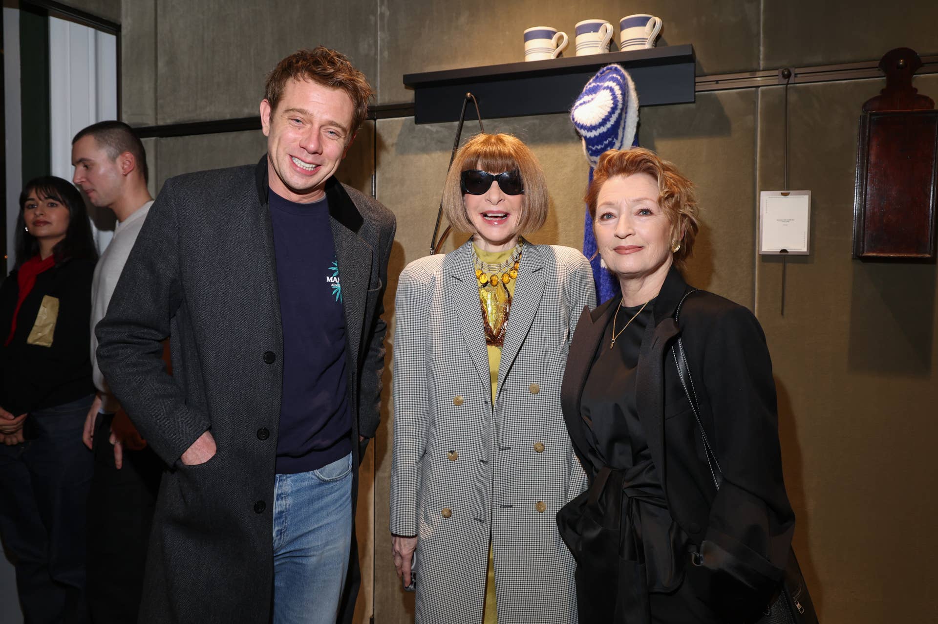 Jonathan Anderson, Anna Wintour và Lesley Manville tại lễ khai trương cửa hàng JW Anderson trên đường Pimlico Road.