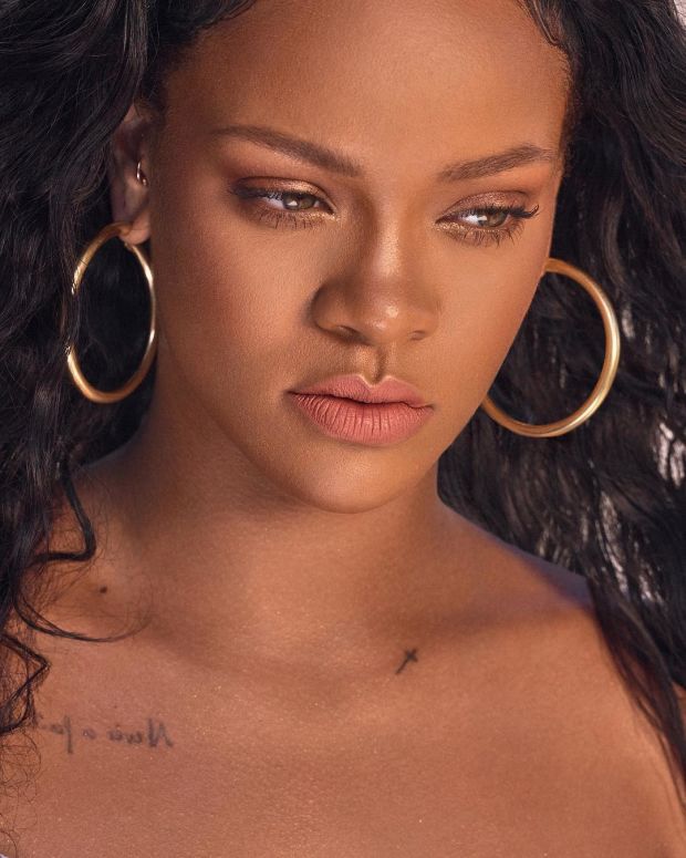 Rihanna Fenty Beauty Body Lava Luminizer Highlighter Fairy Bomb Glitter ...