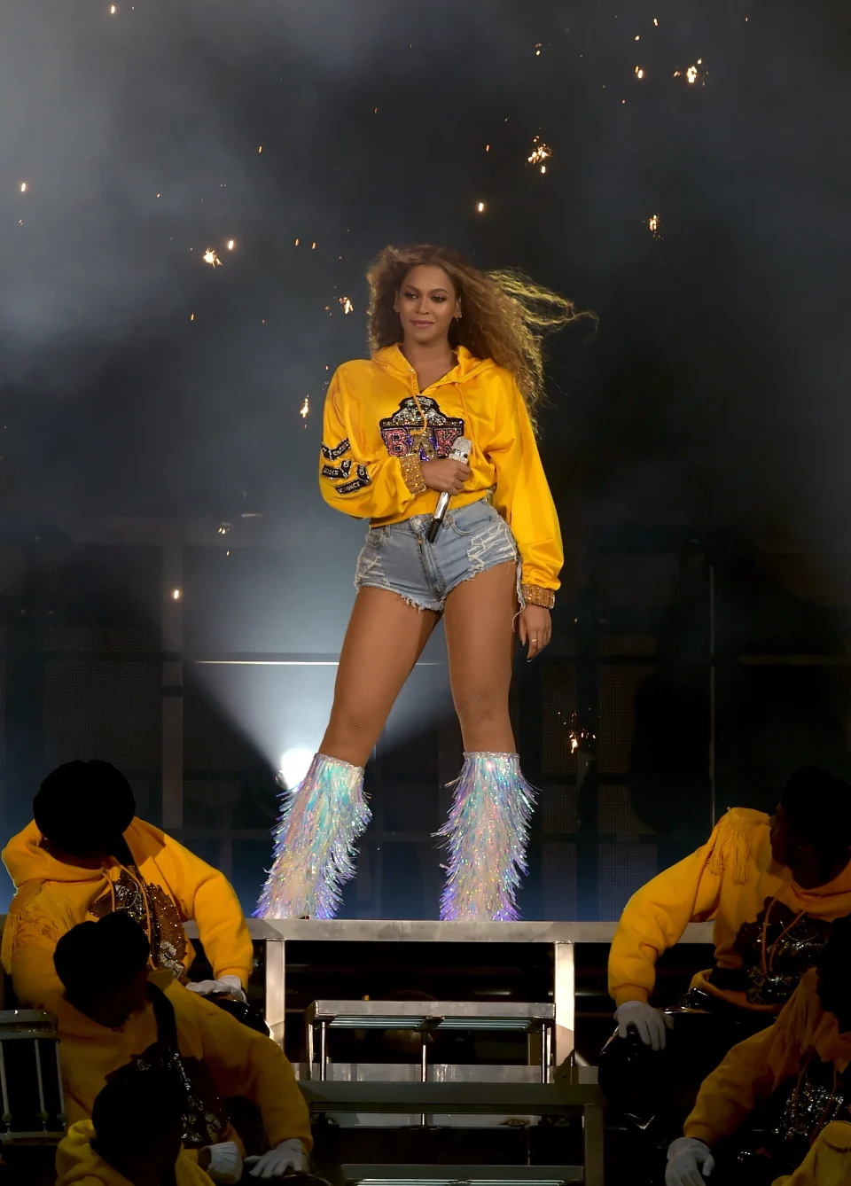 beyonce yellow sweatshirt coachella