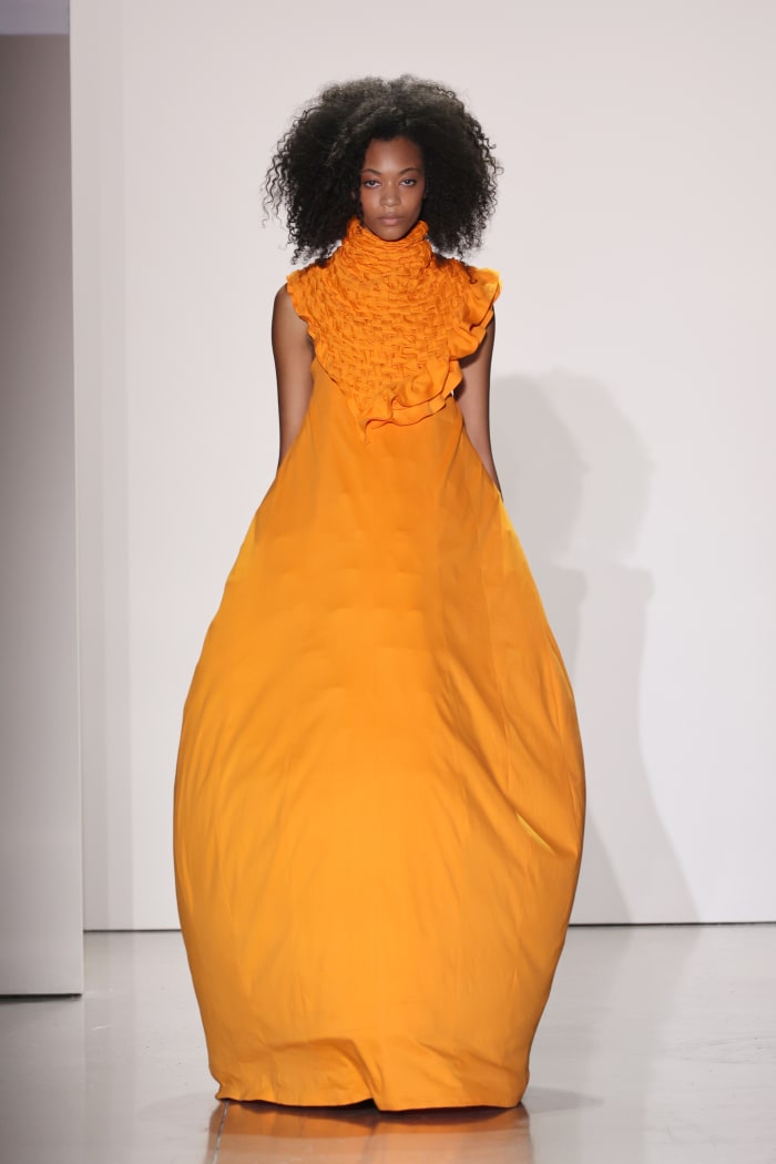 A Juicy Tangerine Trends on the Spring 2023 Runways at New York Fashion Week
