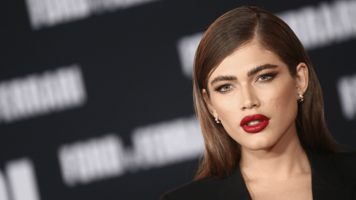 Valentina Sampaio Makes History As The First Trans Model In The Sports
