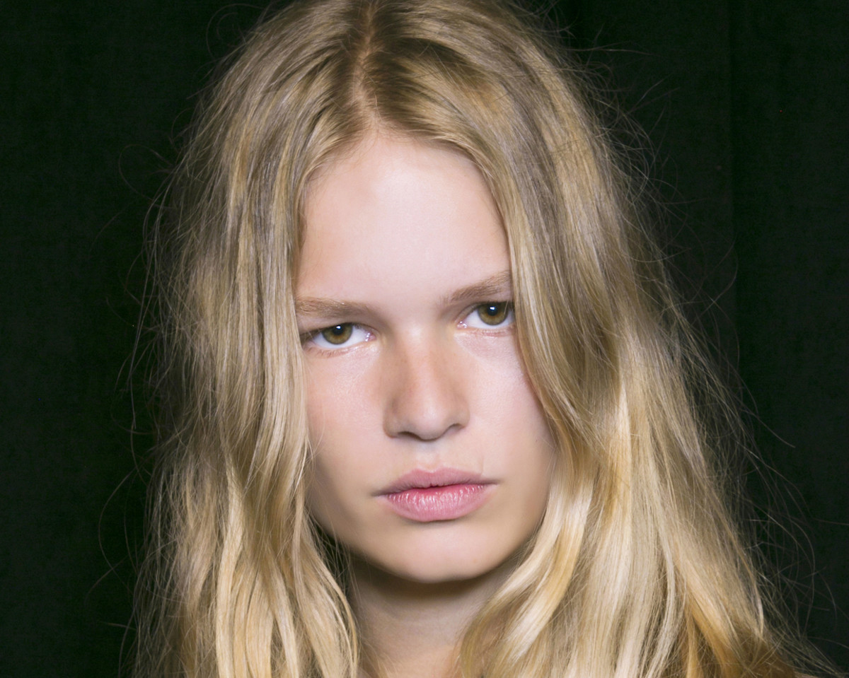 5 things to know about model of the moment, Anna Ewers