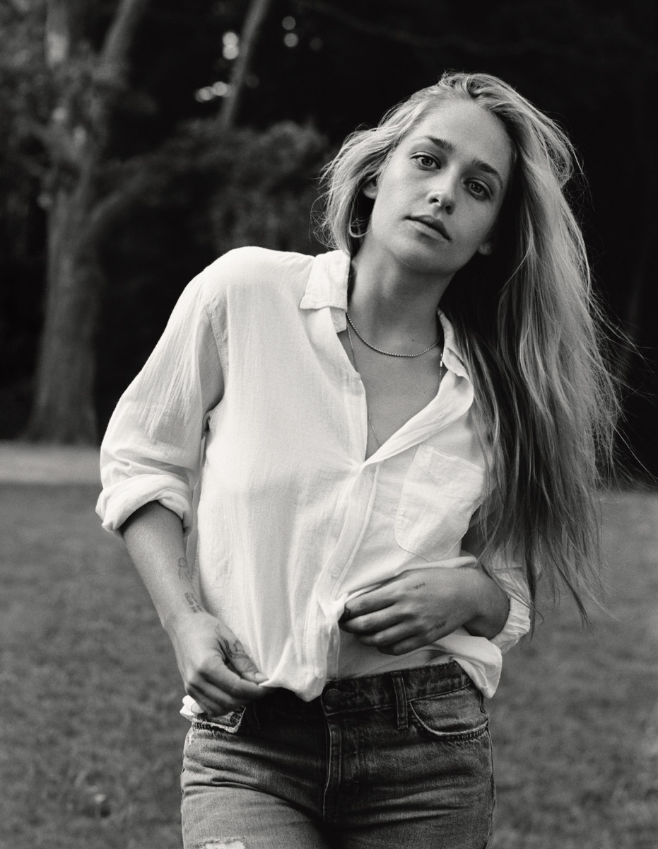 Next photo of Jemima Kirke