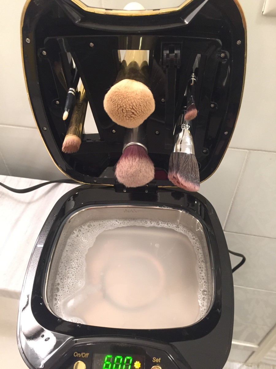 Do Automated Makeup Brush Cleaners Work? We Put One to the Test -  Fashionista