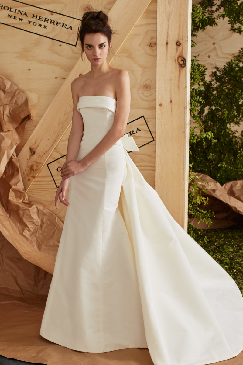 carolina herrera short wedding dress