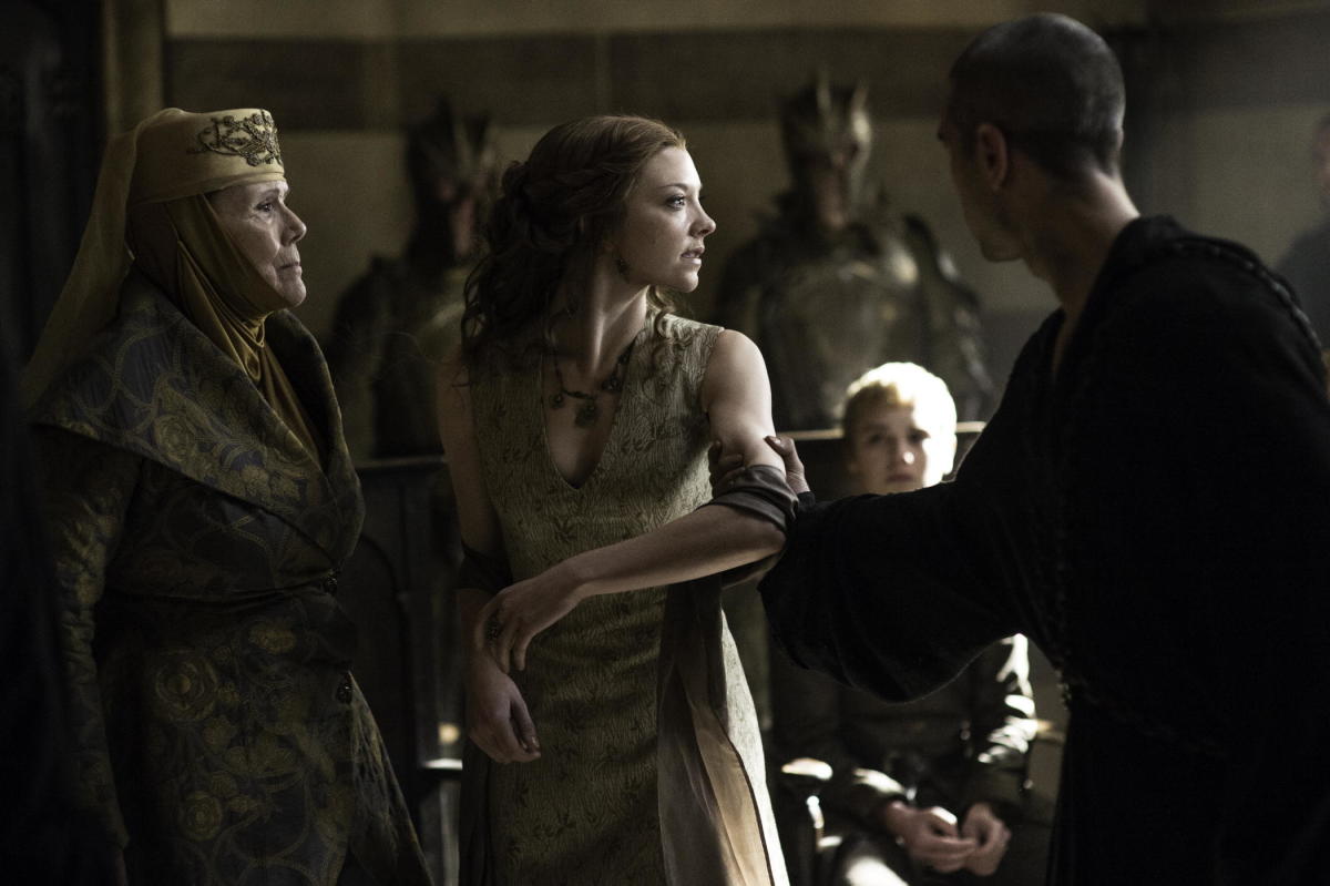 Game Of Thrones Introduces Another Unhappy Wedding Dress