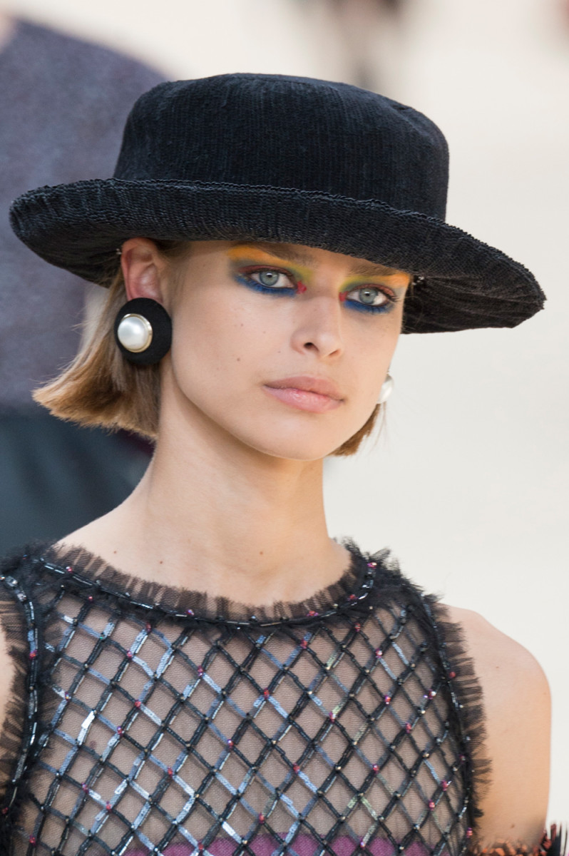 The beauty look from Chanel Haute Couture's Fall 2017 show. Photo: Imaxtree