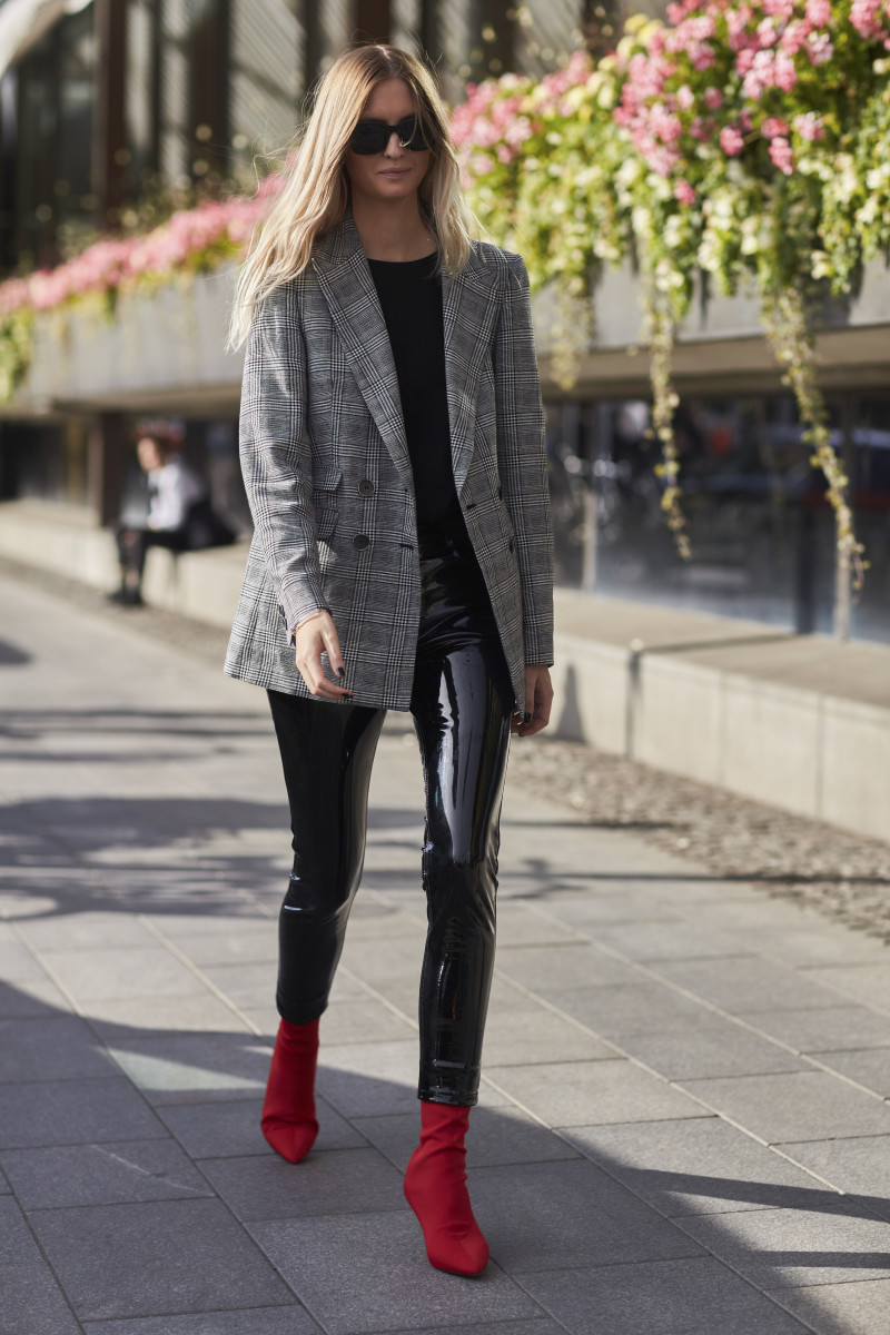 Grey check shop blazer outfit