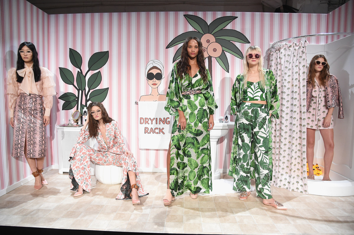 An Alice + Olivia set designed by Angelica Hicks. Photo: Jamie McCarthy/Getty Images