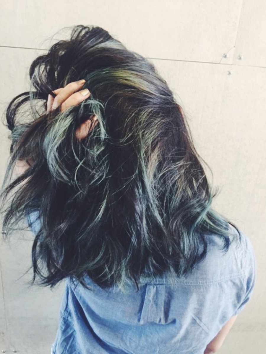 What It's Like to Dye Your Hair Pastel Green - Fashionista