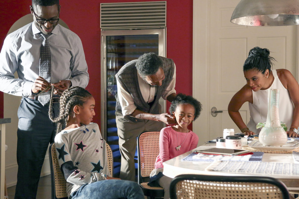 Bahmet has characters re-wear clothing, as real people would, both in flashbacks and contemporary scenes. "We also reuse things [for Randall's family], but they're much more upscale and professional," she says. "Their closets are very stylish and quite large." Sterling K Brown as Randall, Eris Baker as Tess, Ron Cephas Jones as William, Faithe Herman as Annie, Susan Kelechi Watson as Beth -- (Photo by: Vivian Zink/NBC)