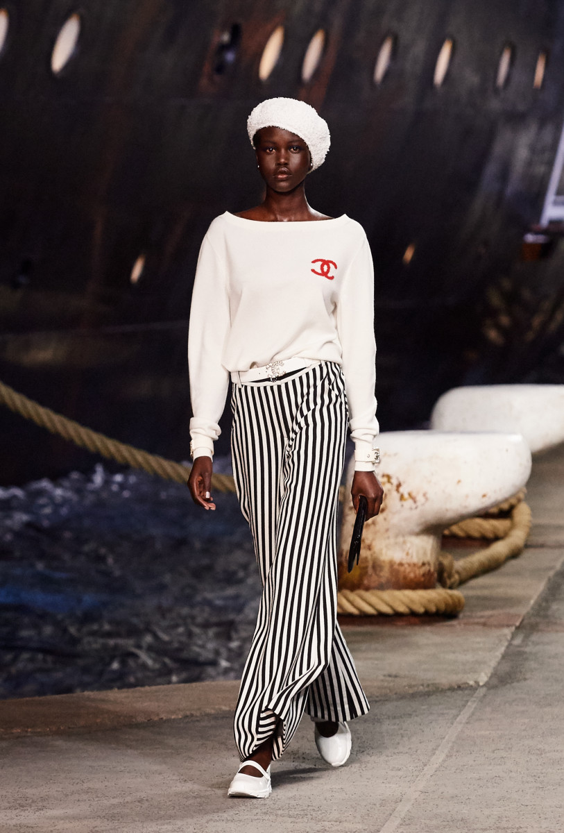 A look from Chanel's Cruise 2019 collection. Photo: Chanel