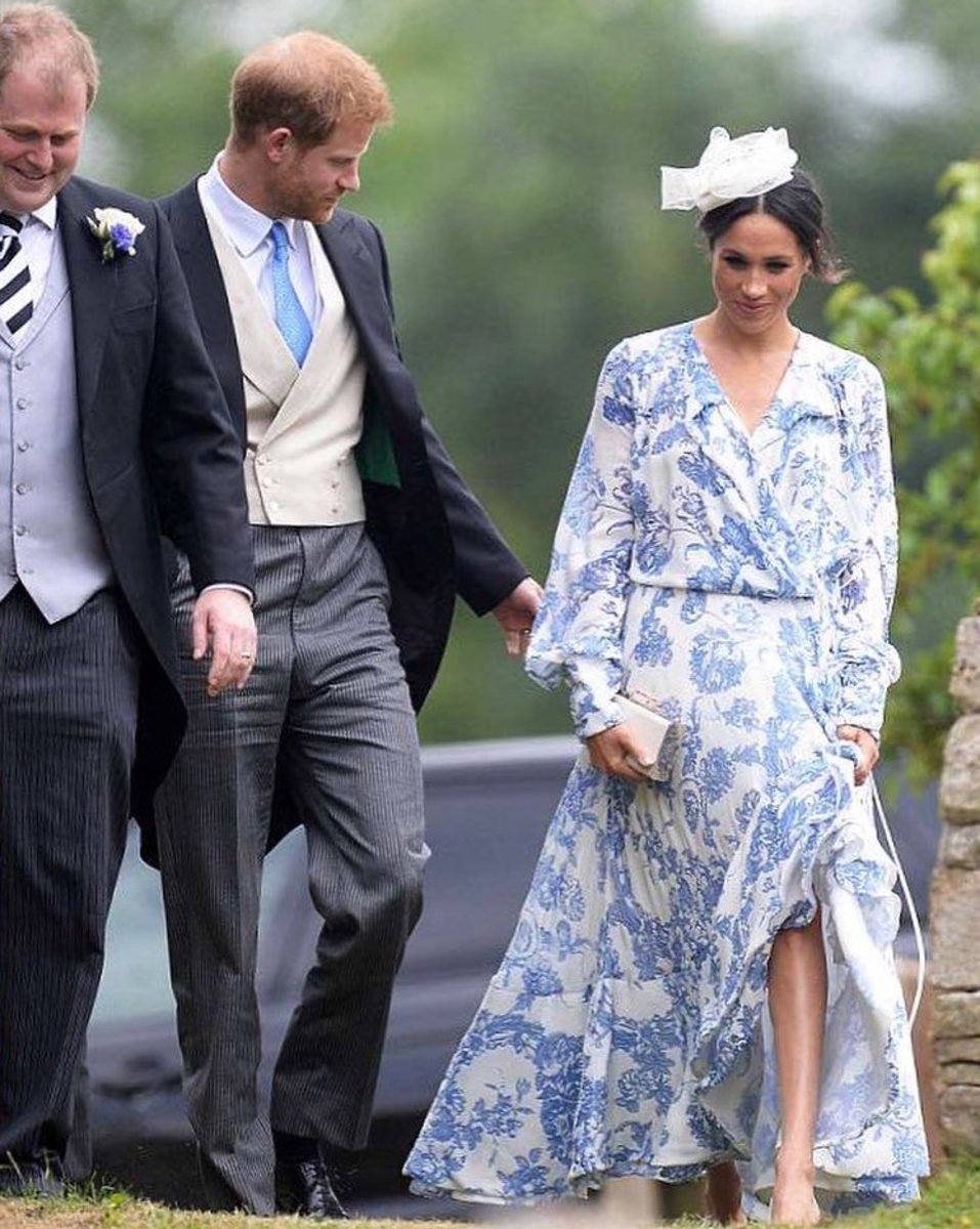 Prince Harry and Meghan Markle attend Celia McCorquodale's wedding. Photo: @oscardelarenta/Instagram