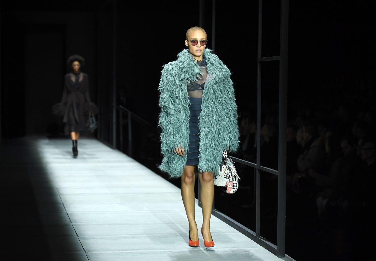 A look from Bottega Veneta's Fall 2018 collection. Photo: Anegela Weiss/AFP/Getty Images