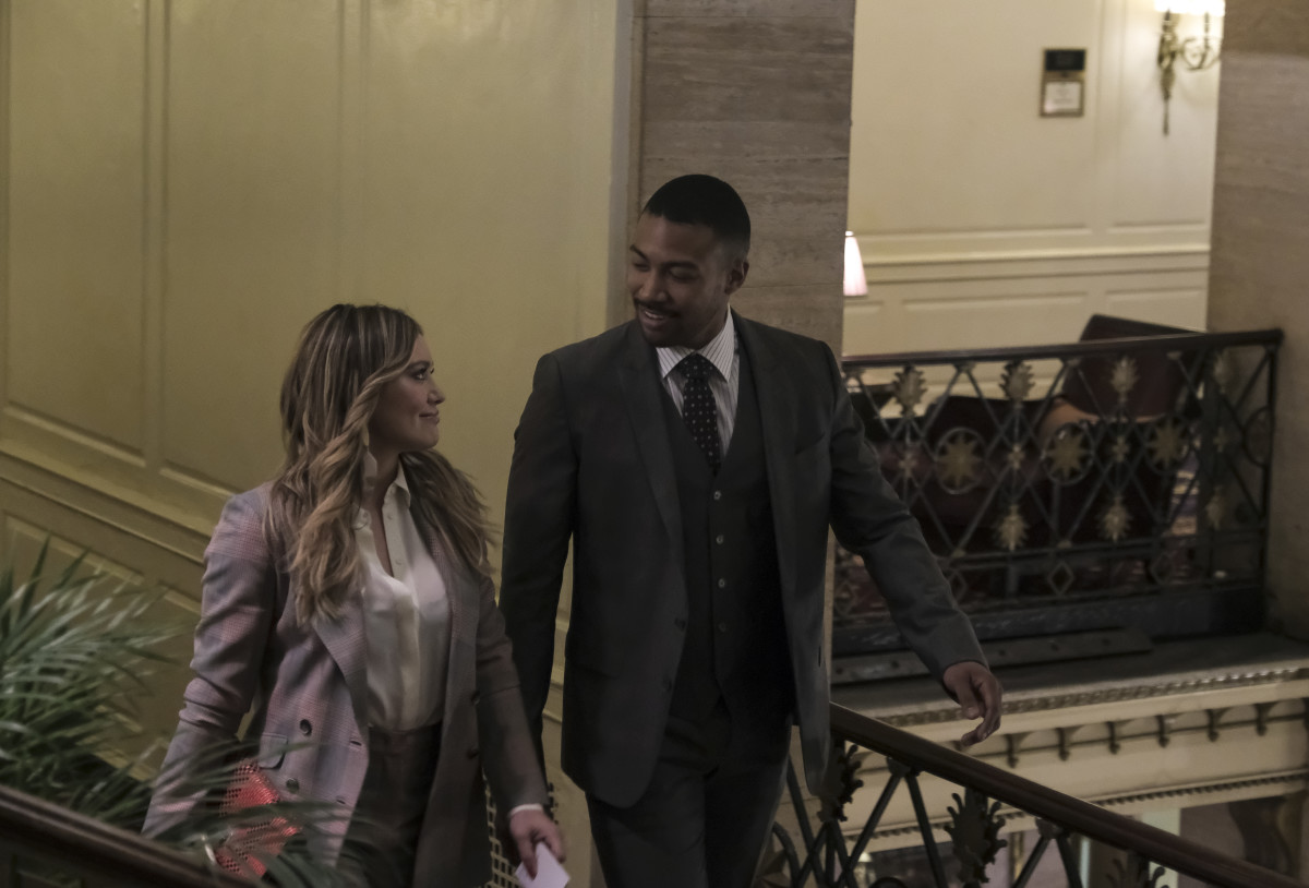 Kelsey (Hilary Duff) in a Gabriela Hearst suit on 'Younger.' Photo: Courtesy TV Land