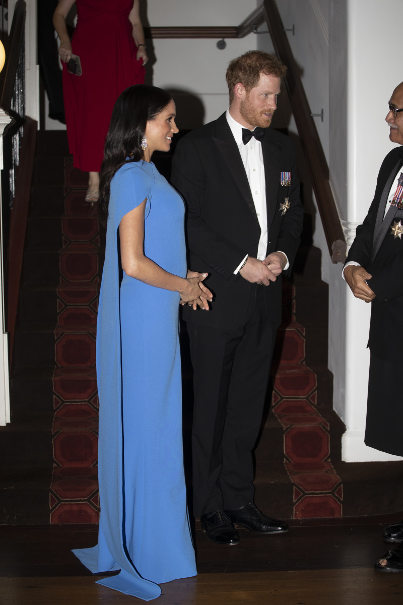 Meghan markle blue outlet dress