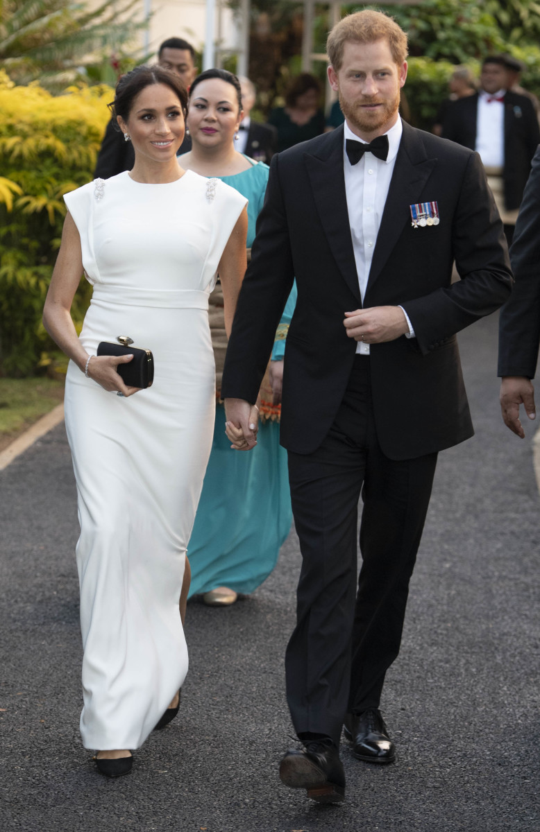 Meghan markle clearance gown