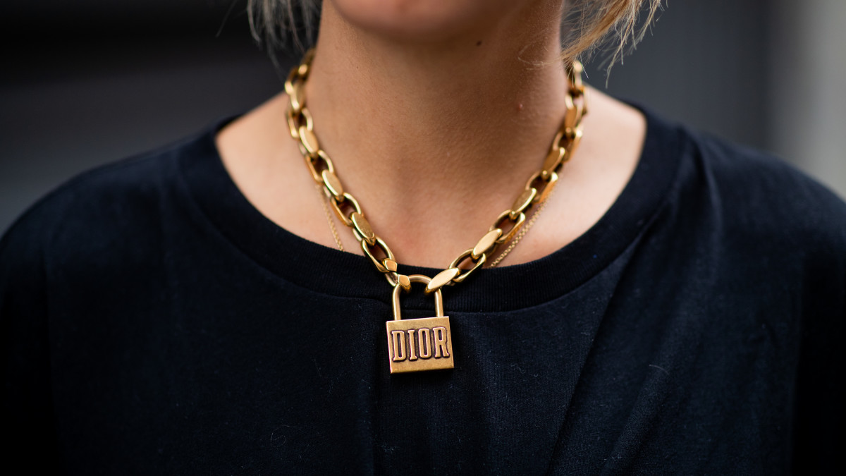 dior padlock necklace gold