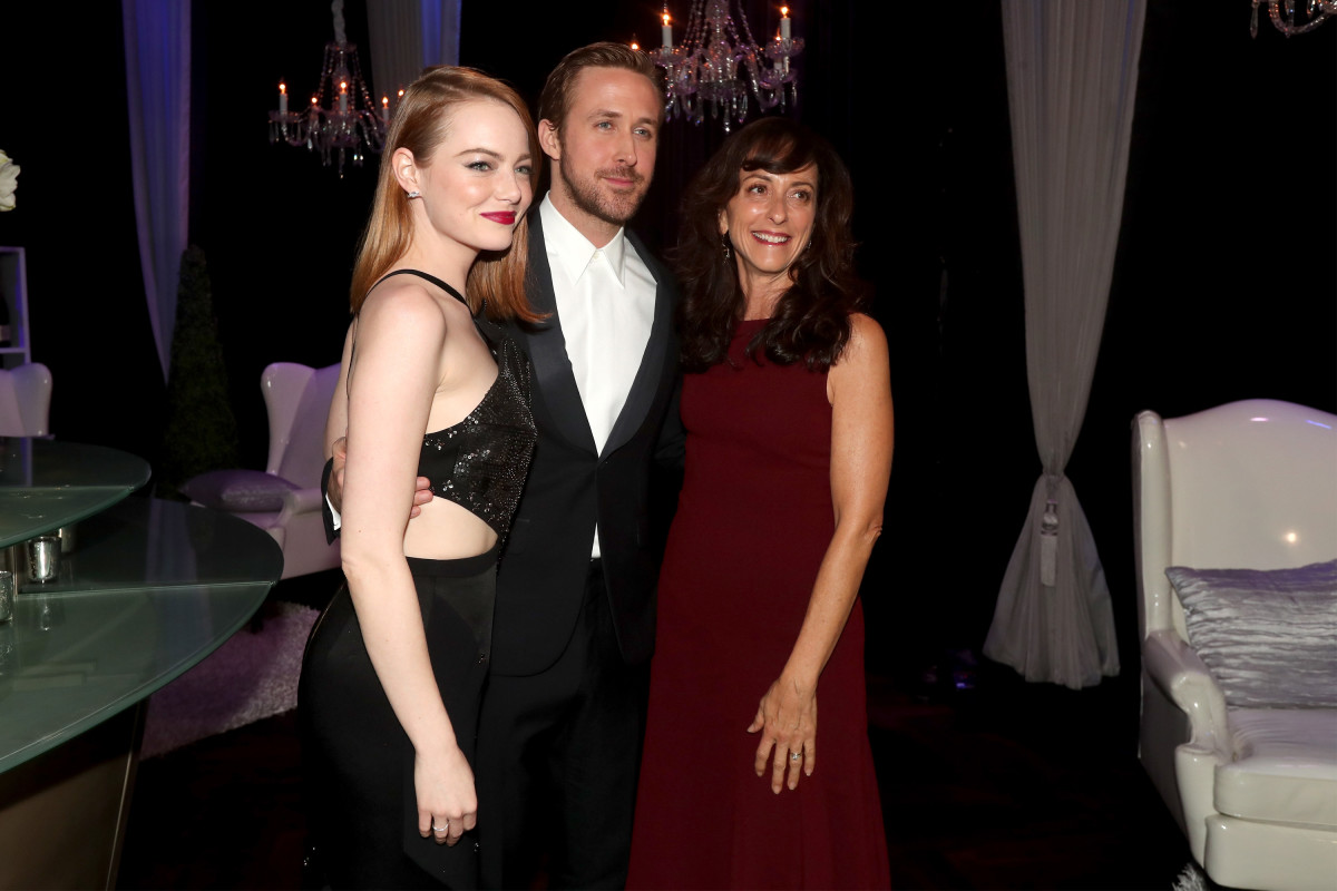 Emma Stone, Ryan Gosling and costume designer Mary Zophres at the 22nd Annual Critics' Choice Awards on December 11, 2016. Photo by Christopher Polk/Getty Images for The Critics' Choice Awards )