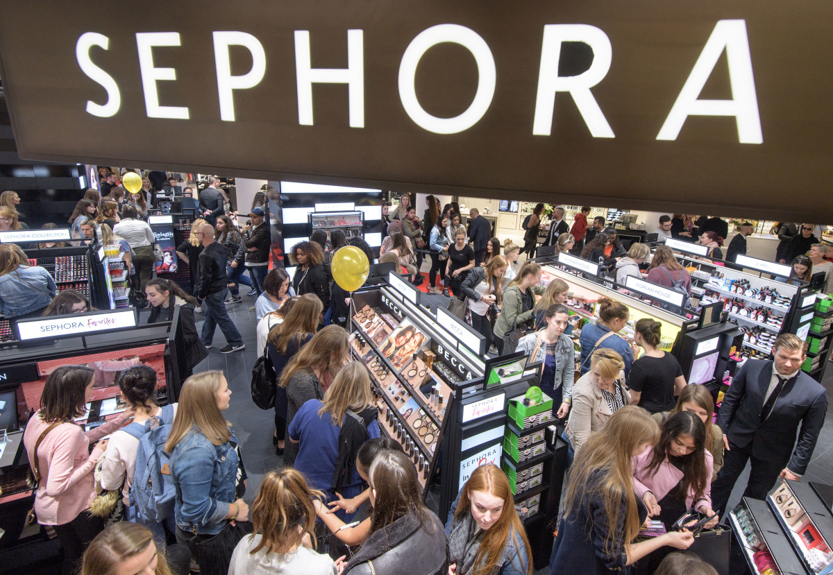 Sephora Sued Over Herpes Lipstick Samples Lawsuit - Fashionista