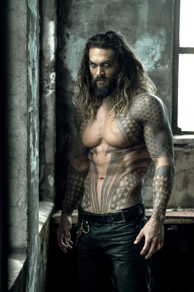 Are all of those Jason Momoa's tattoos in the movie Aquaman or did they  have to add some? - Quora