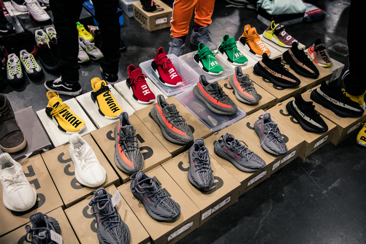 yeezy shoes retail