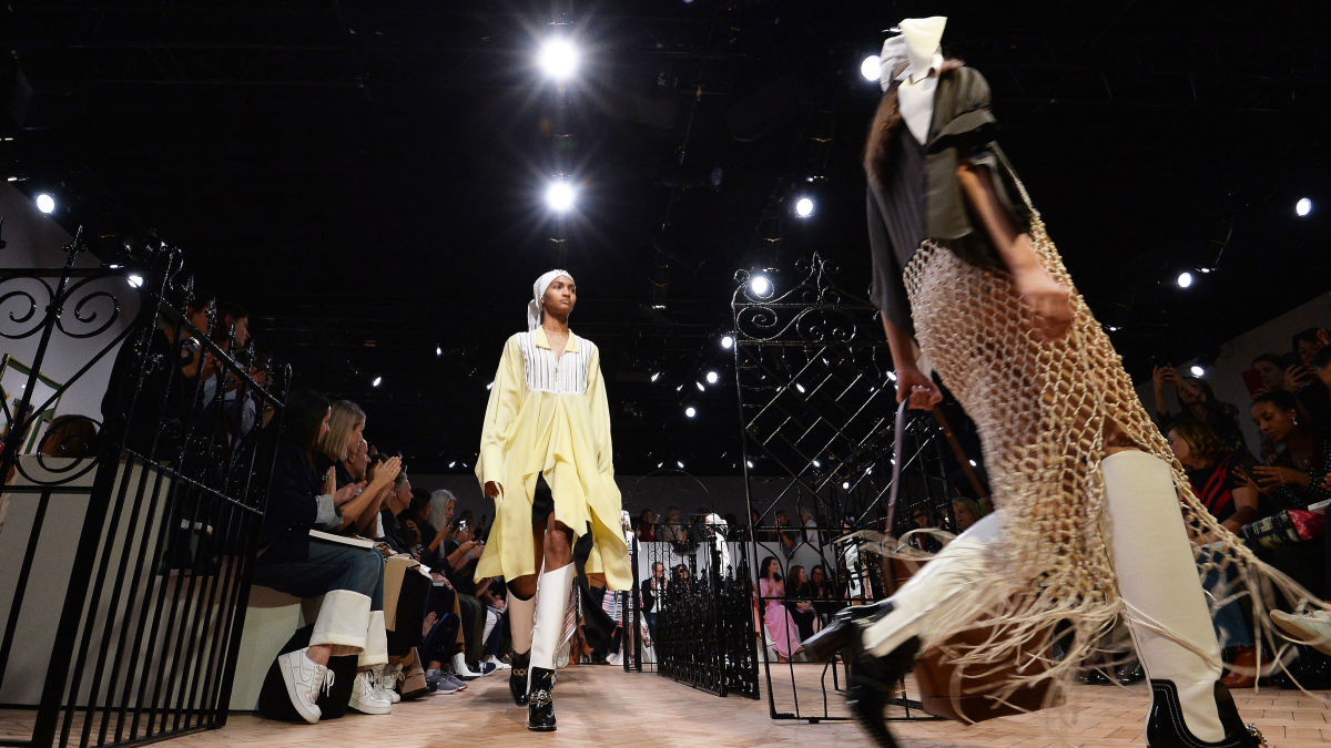 London Fashion Week Will Begin Selling Tickets to Runway Shows [UPDATED