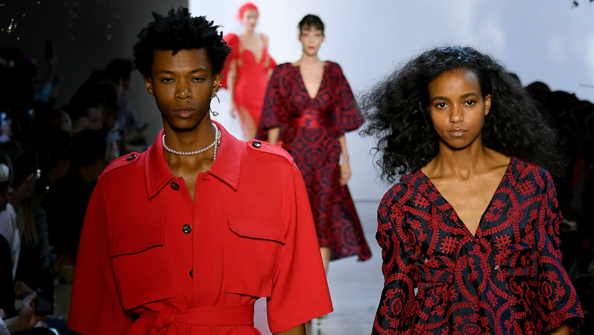 Prabal Gurung Asks, 'Who Gets to Be American?' for Spring 2020 ...