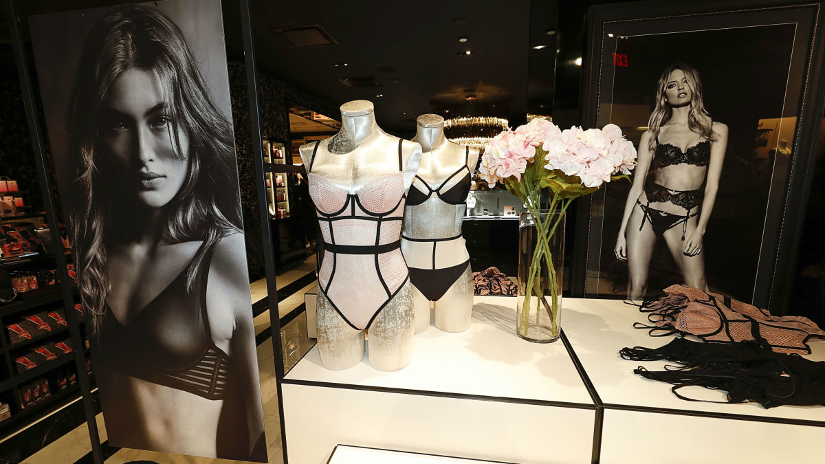 Victoria S Secret Ceo Admits It Has Some Catching Up To Do When It Comes To Inclusive Marketing Fashionista