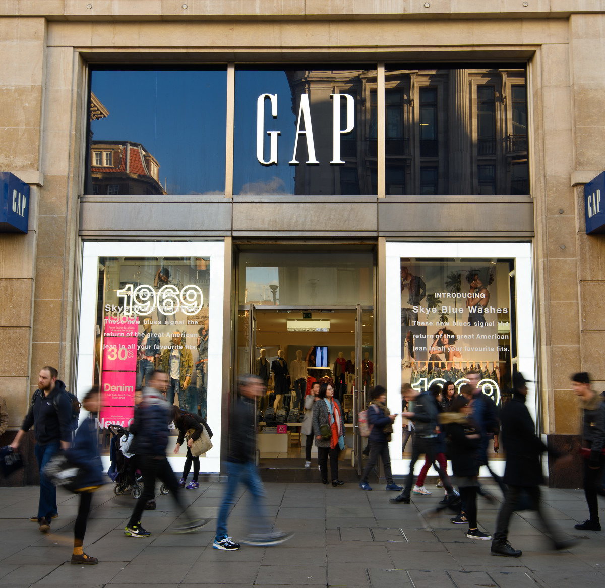 Gap CEO Art Peck Is Stepping Down - Fashionista