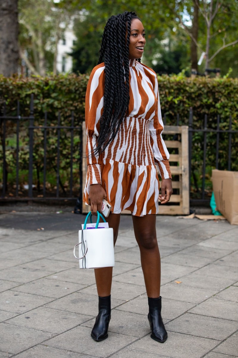 London Fashion Week Street Style. Photo: Chiara Marina Grioni/Fashionista