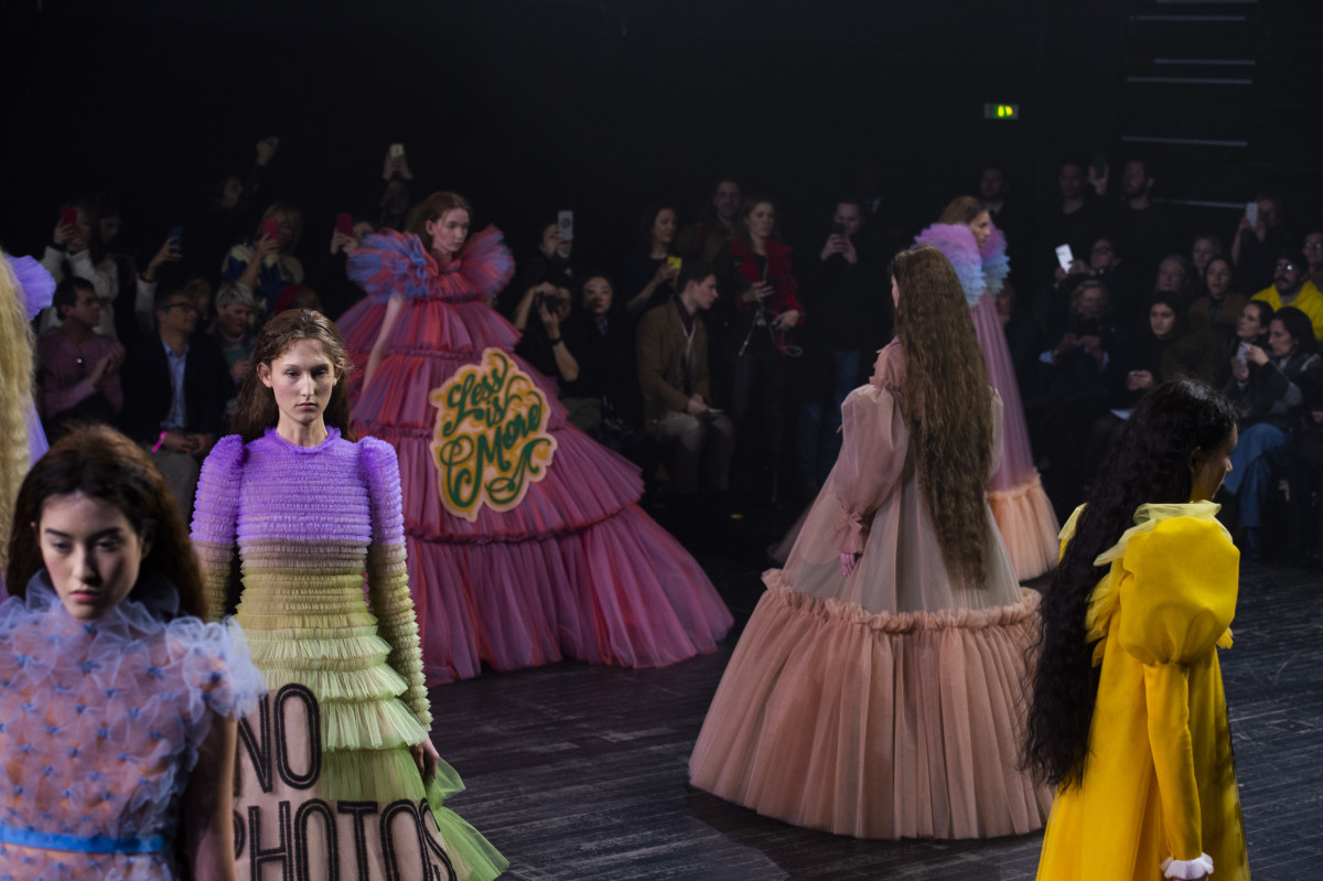 The Viktor & Rolf Spring 2019 Couture runway show. Photo: Imaxtree