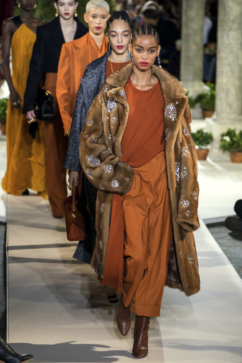 Laura Kim and Fernando Garcia Present Their Best Oscar de la Renta ...